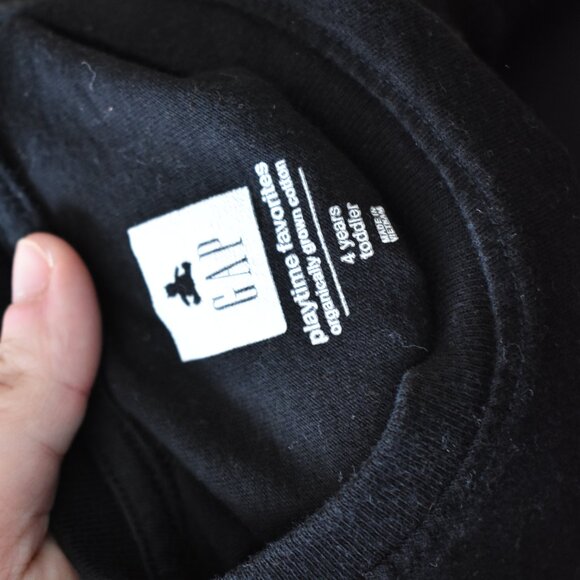 EUC Bundle of 4 Gap Toddler Pocket Long Sleeve Shirts - Picture 7 of 10